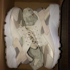 Women’s Nike Huarache Sneakers